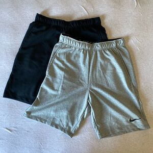 Nike shorts - BLACK